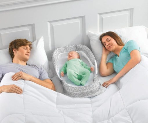 Co-sleeping With Your Newborn Baby - Hubble Connected