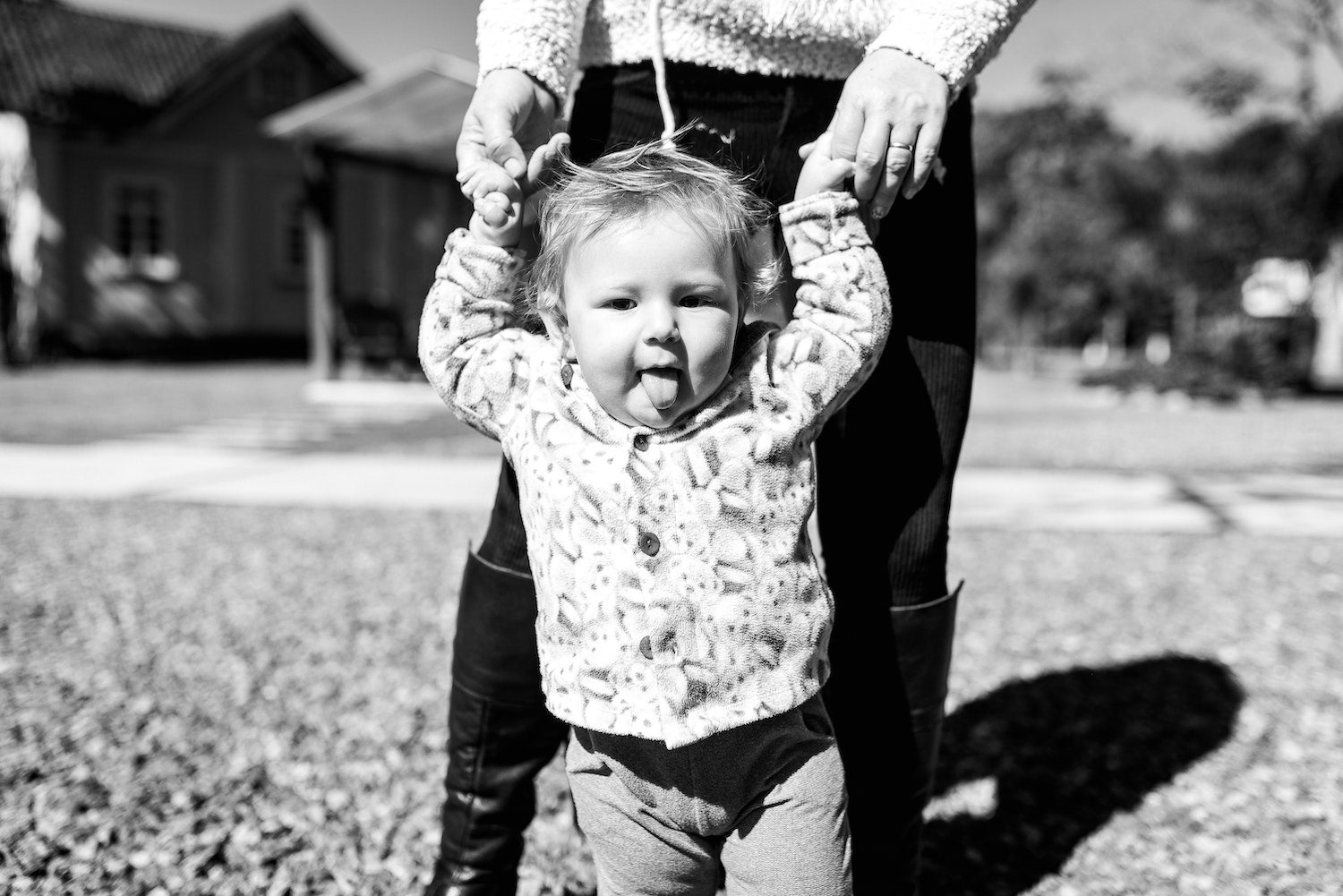 When Will My Baby Start Walking? A Baby Walking Guide for Mothers